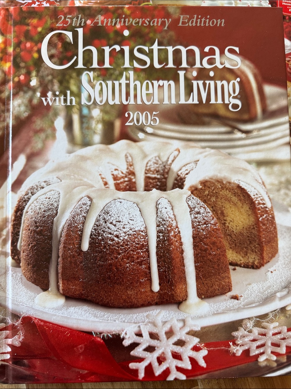 Vintage-Southern Living Christmas Cookbook Bundle - Red & Green Covers - Picture 2 of 9